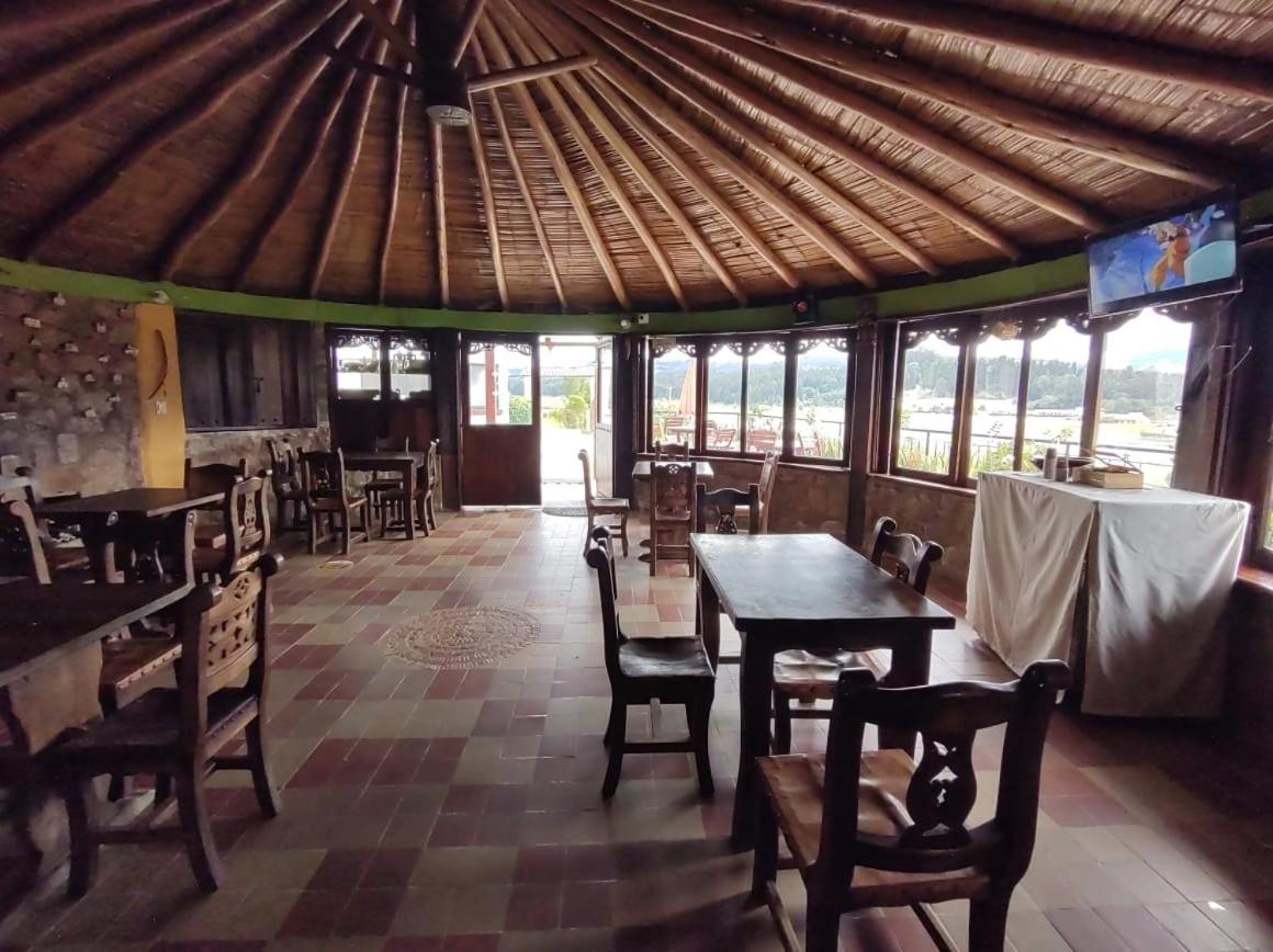 Hotel Cabanas San Cayetano Paipa Buitenkant foto