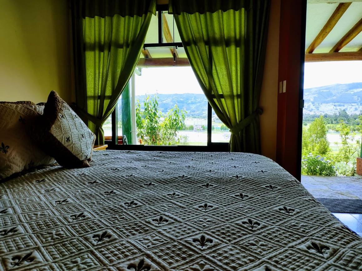 Hotel Cabanas San Cayetano Paipa Buitenkant foto