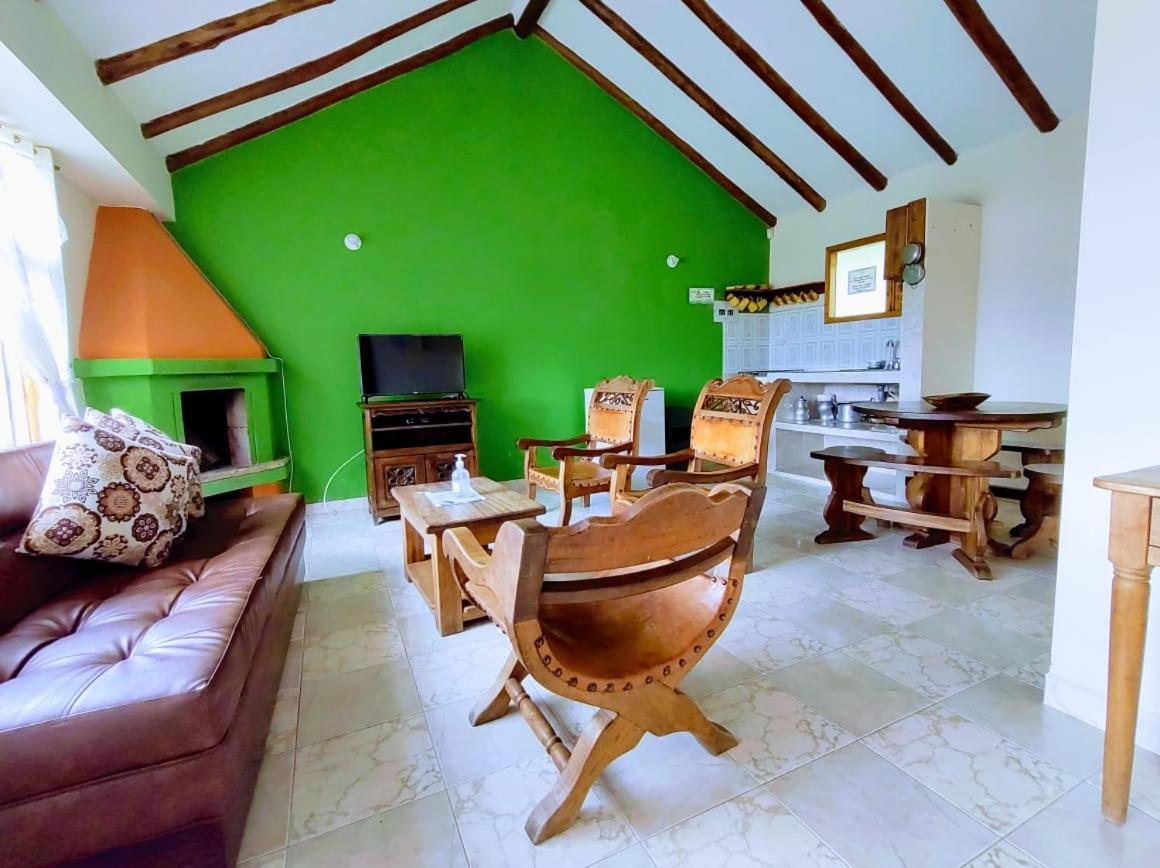 Hotel Cabanas San Cayetano Paipa Buitenkant foto