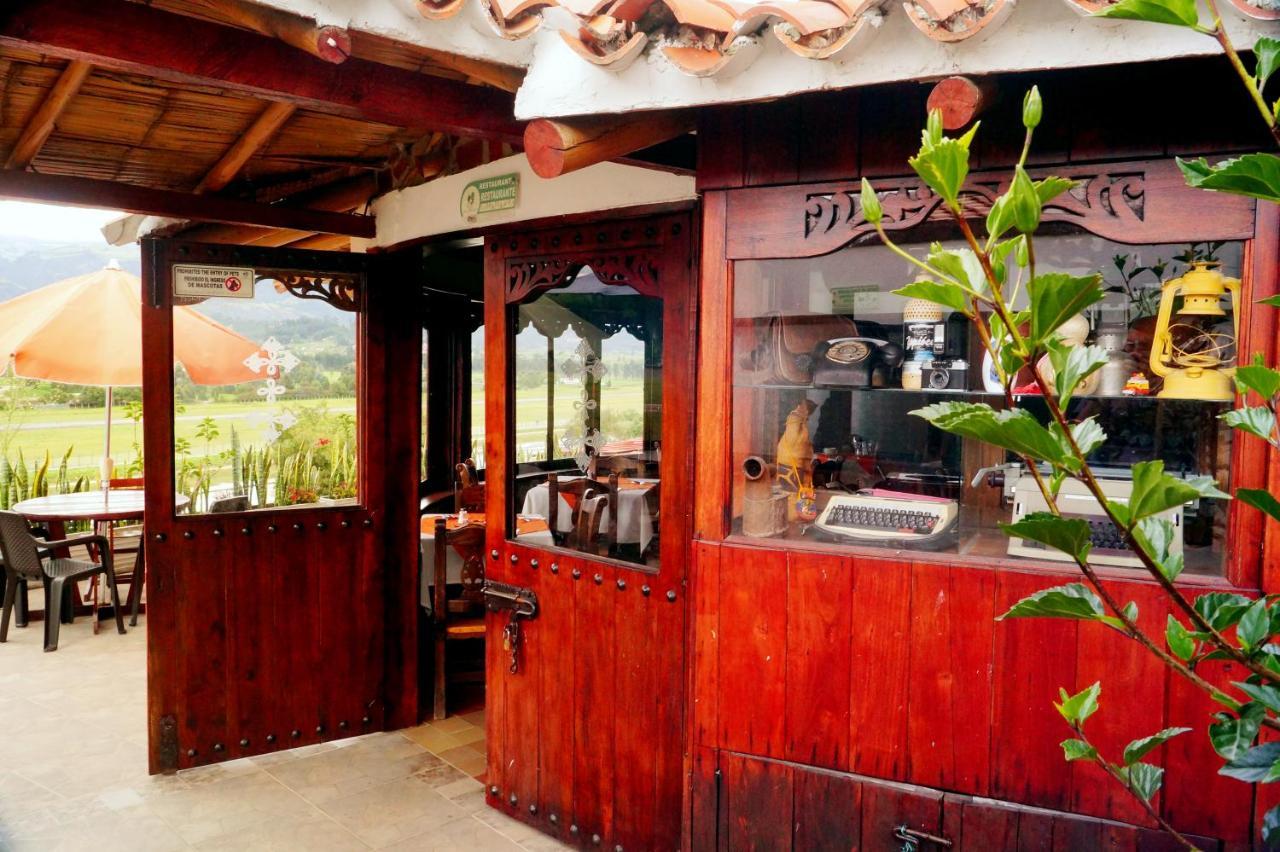 Hotel Cabanas San Cayetano Paipa Buitenkant foto
