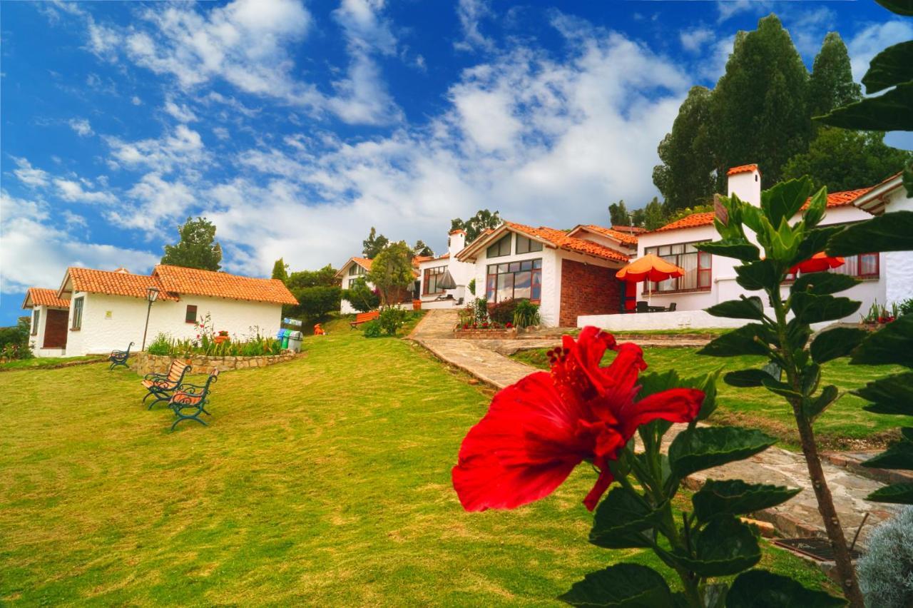 Hotel Cabanas San Cayetano Paipa Buitenkant foto