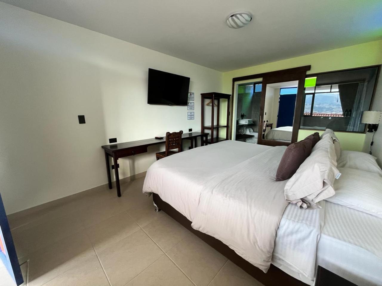 Hotel Cabanas San Cayetano Paipa Buitenkant foto