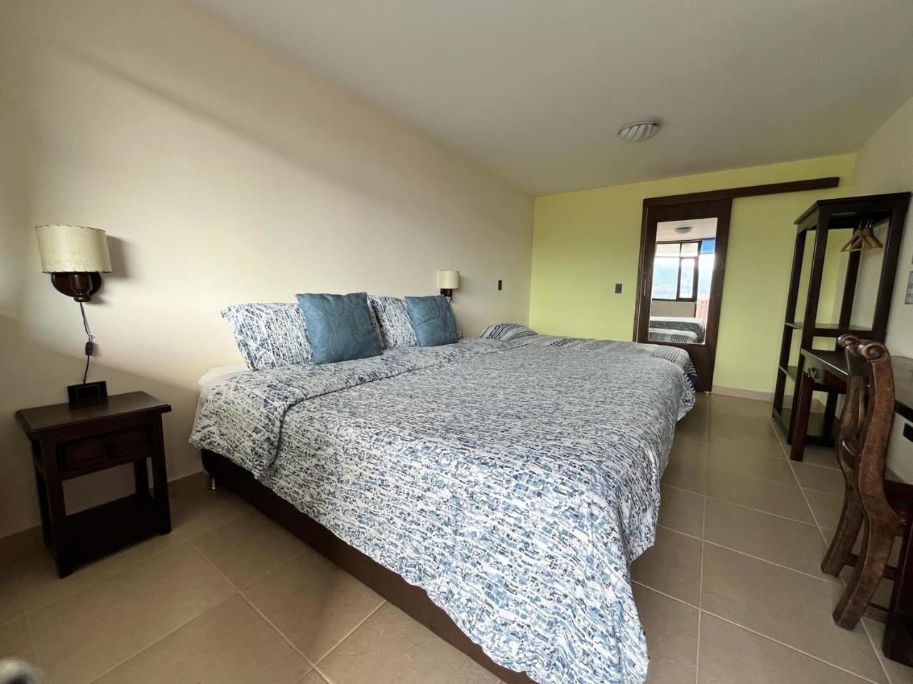 Hotel Cabanas San Cayetano Paipa Buitenkant foto