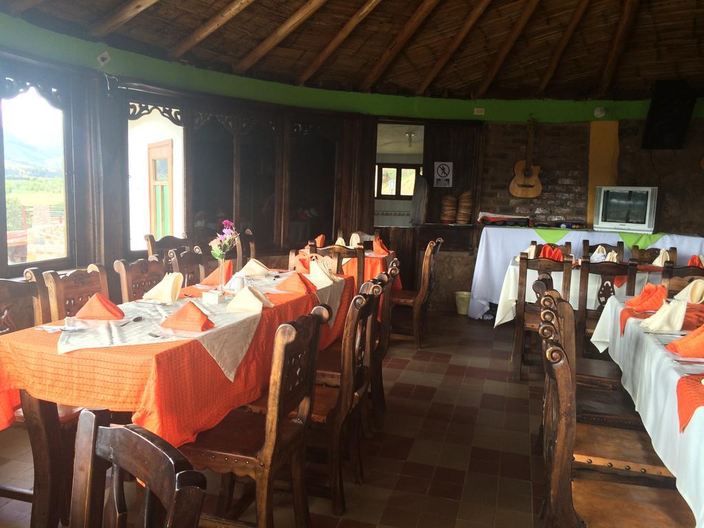 Hotel Cabanas San Cayetano Paipa Buitenkant foto