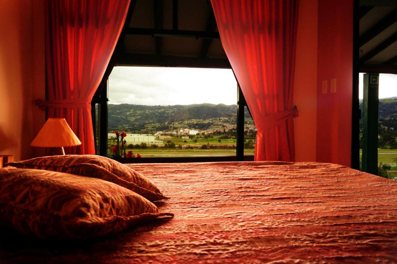 Hotel Cabanas San Cayetano Paipa Buitenkant foto