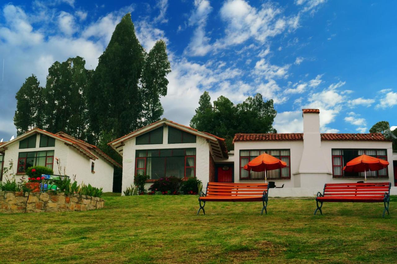 Hotel Cabanas San Cayetano Paipa Buitenkant foto