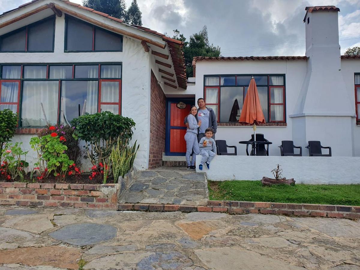 Hotel Cabanas San Cayetano Paipa Buitenkant foto