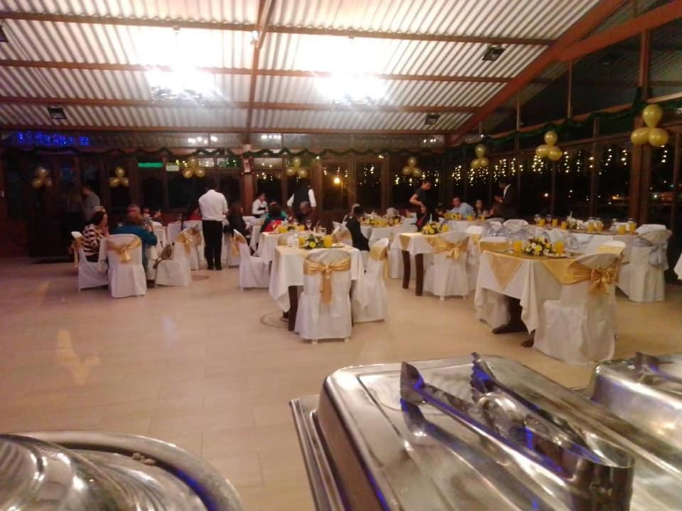 Hotel Cabanas San Cayetano Paipa Buitenkant foto